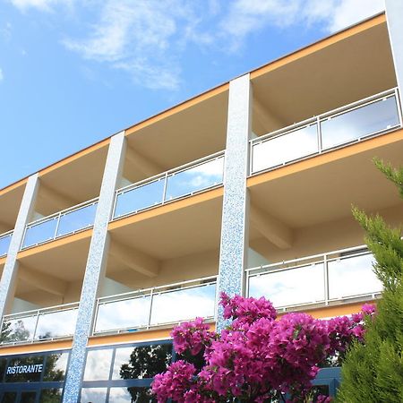 Hotel Lido Vasto Exterior photo